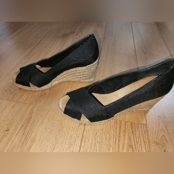 Black espadrille wedges - Picture 2 of 3